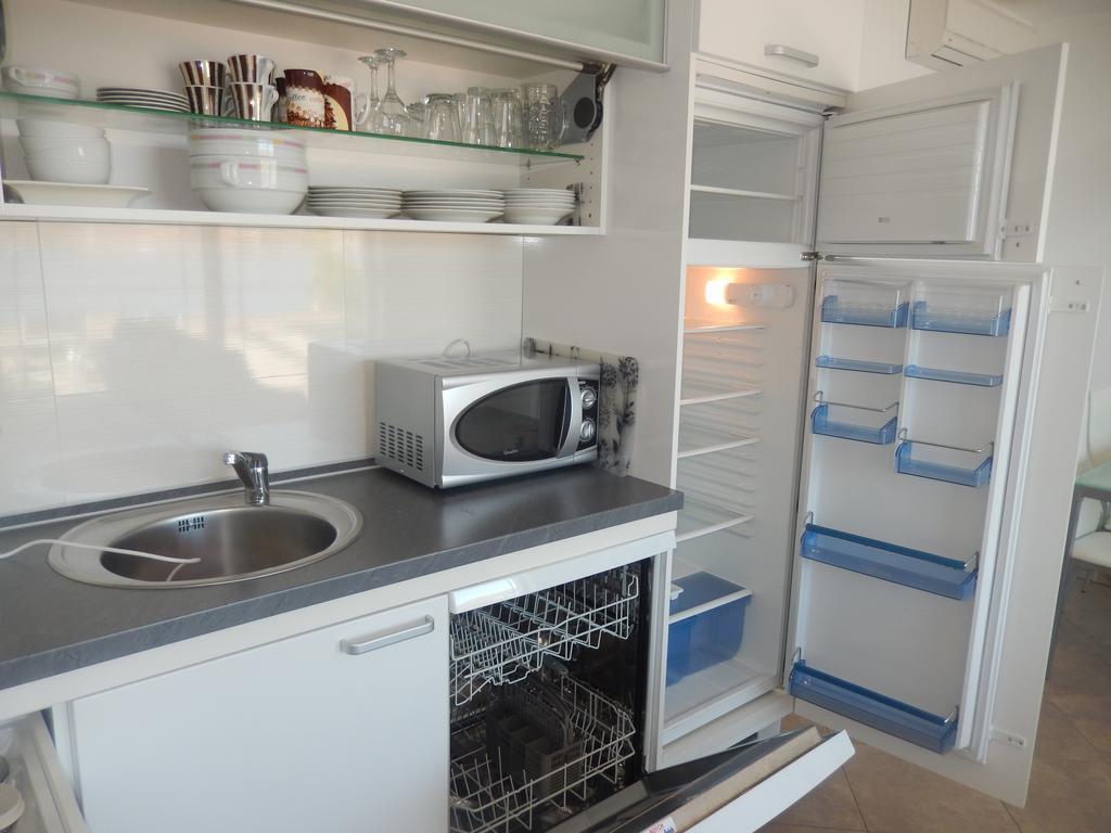 Apartments Oklopcic Trogir Ruang foto