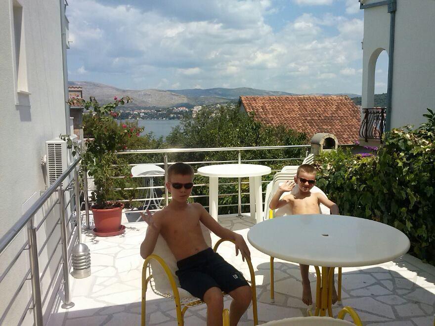 Apartments Oklopcic Trogir Bagian luar foto